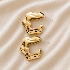 The ELLIE Earring (Gold)