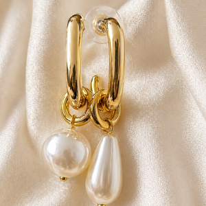 The BRIA Earring