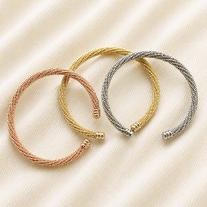 The JOLA Bracelet Set